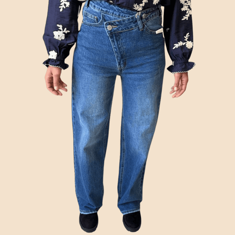 Photo d'un pantalon jean pour femme
