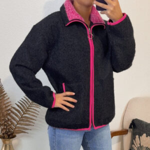 VESTE ZIPPEE NOUCLETTE DOUCE NOIR ET FUCHSIA